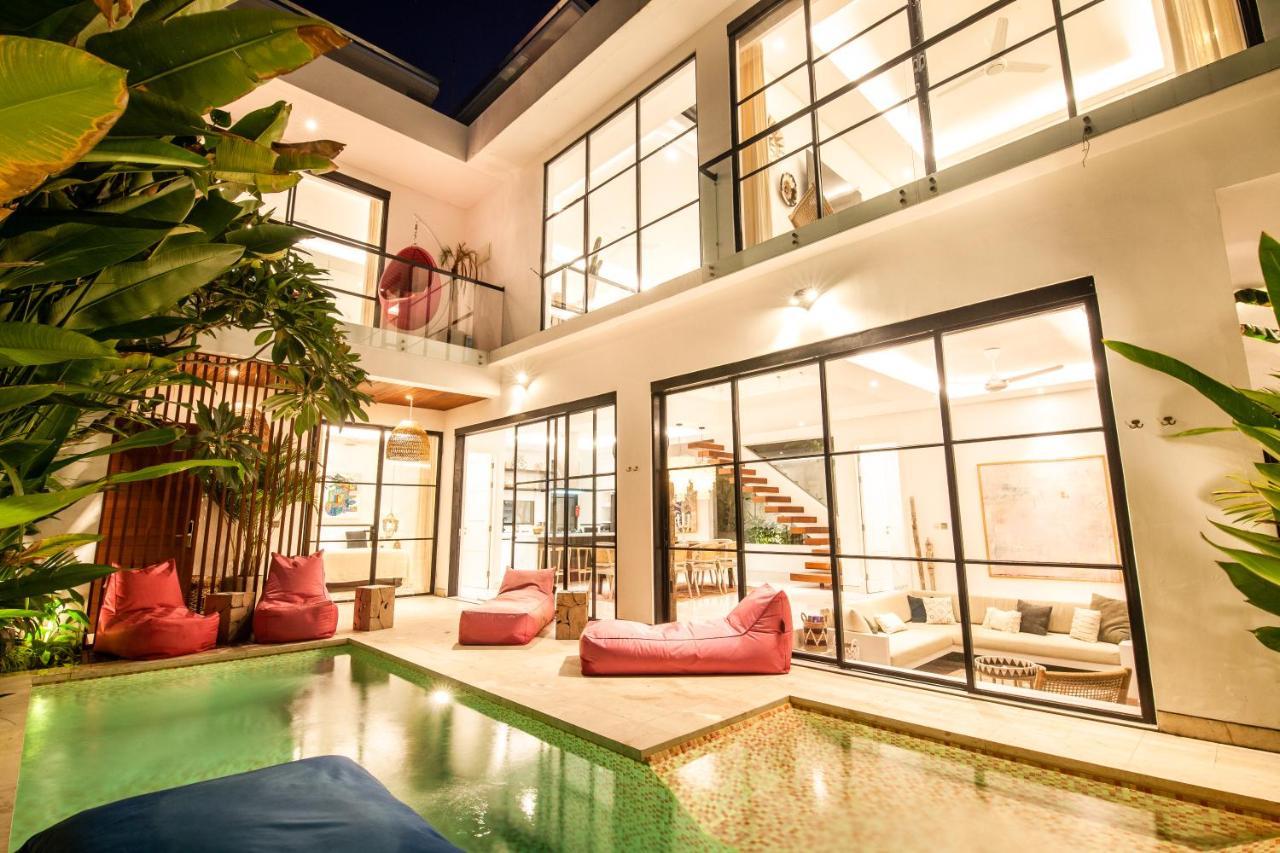 Luxury Villa Devina I Seminyak I Yoga & Gym Exteriör bild