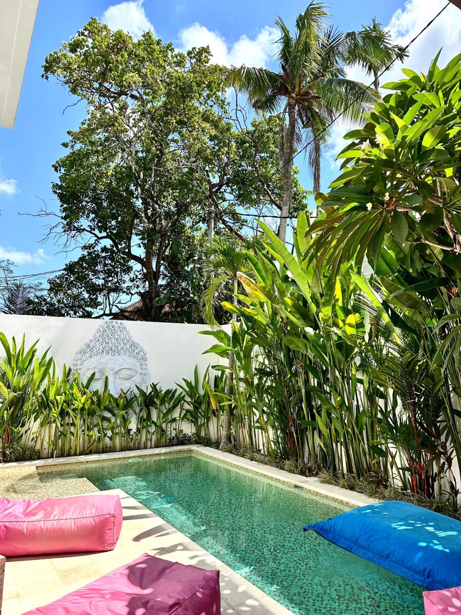 Luxury Villa Devina I Seminyak I Yoga & Gym Exteriör bild