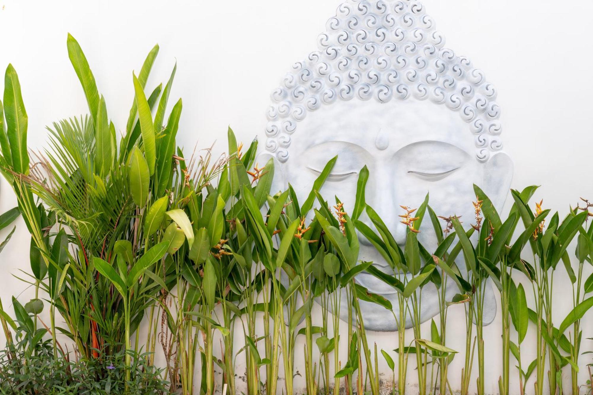 Luxury Villa Devina I Seminyak I Yoga & Gym Exteriör bild